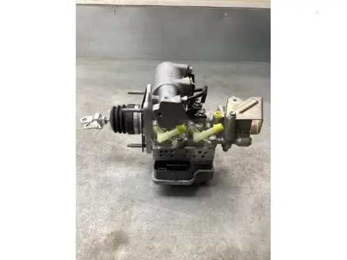 ABS Pomp-8102745
