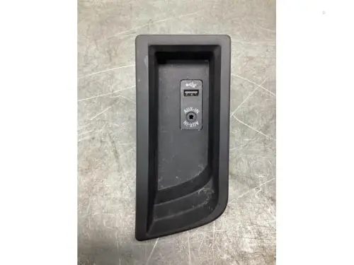 AUX/USB aansluiting-8162259