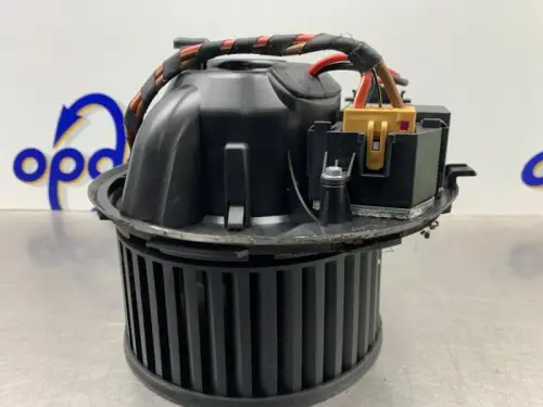 Kachel Ventilatiemotor-8201871
