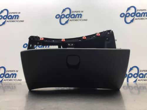 Dashboardkastje-8064516