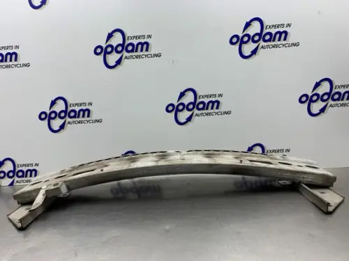 Bumperframe voor-8297811