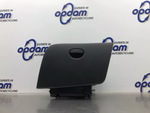 Dashboardkastje-8175307