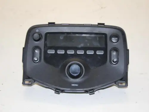 Radio-7714614