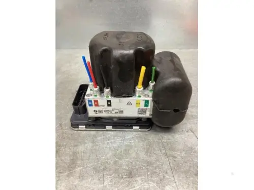 ABS Pomp-8095806