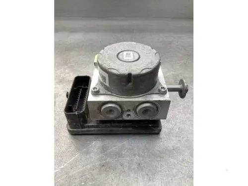 ABS Pomp-8083072