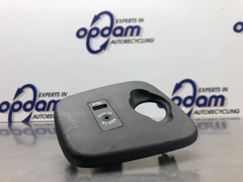 AUX/USB aansluiting-8176299