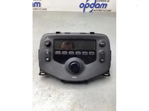 Radio-8145433