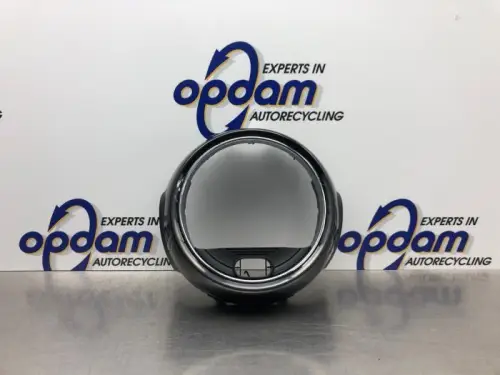 Radio omlijsting-8176299