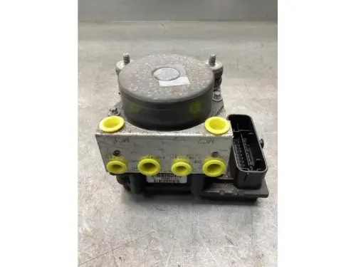 ABS Pomp-8132532