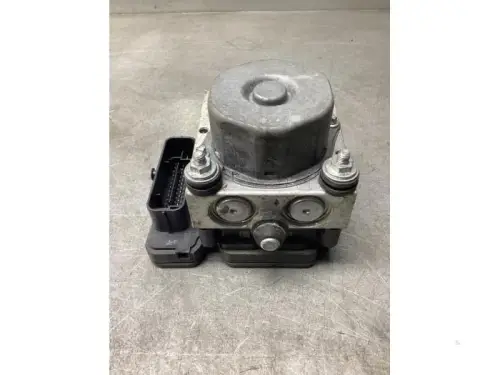 ABS Pomp-8073479