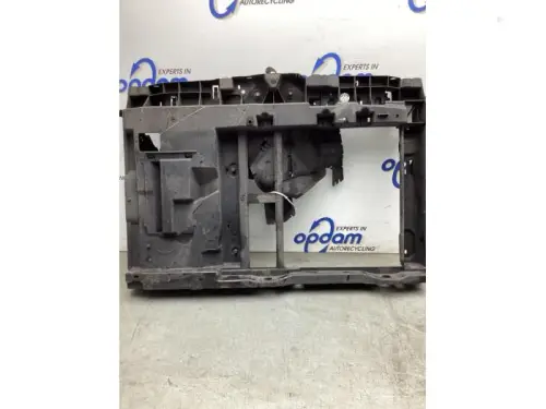Frontpaneel-8277389