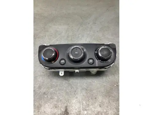 Kachel Bedieningspaneel-8193875