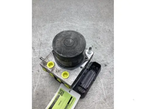ABS Pomp-8285417