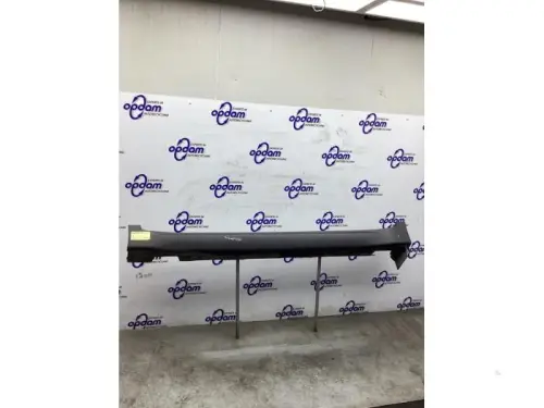 Zijskirt links-8253942