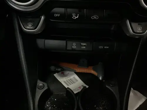 AUX/USB aansluiting-8288369
