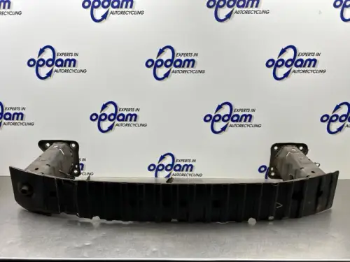 Bumperframe voor-8313867