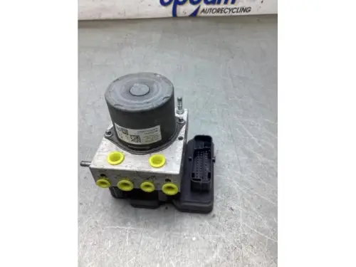 ABS Pomp-8147073