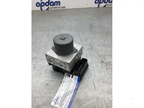 ABS Pomp-8182447