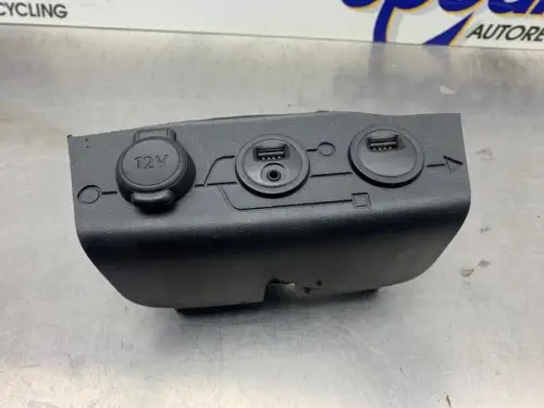 AUX/USB aansluiting-8341276