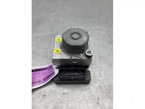 ABS Pomp-8295067