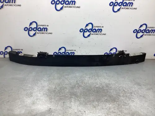 Bumperframe voor-8418910