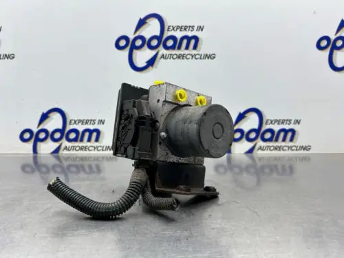 ABS Pomp-8533458