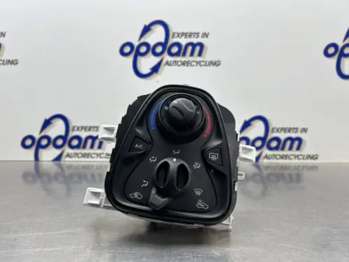 Kachel Bedieningspaneel-8389031