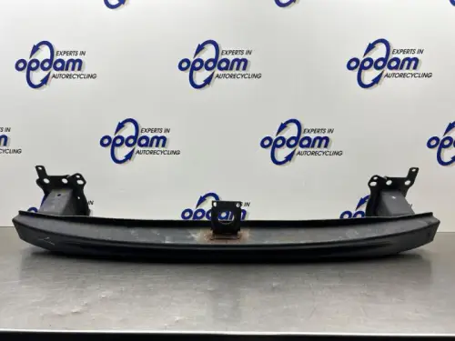 Bumperframe voor-8405642