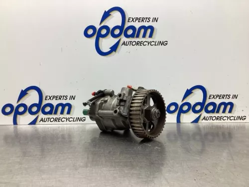 Dieselpomp-7888082