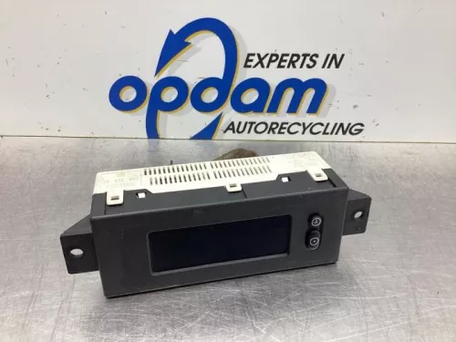Display Interieur-8044446 (18732408)