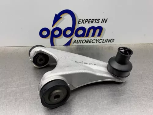 Draagarm boven rechts-voor-