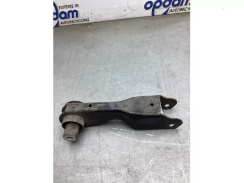 Draagarm links-achter-8308652