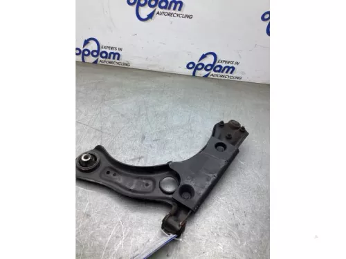Draagarm onder rechts-voor-8300843 (22375148)
