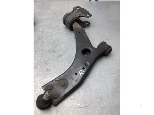 Draagarm onder rechts-voor-8184038