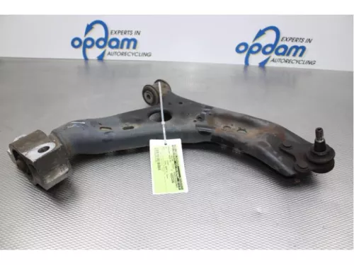 Draagarm onder rechts-voor-7581719