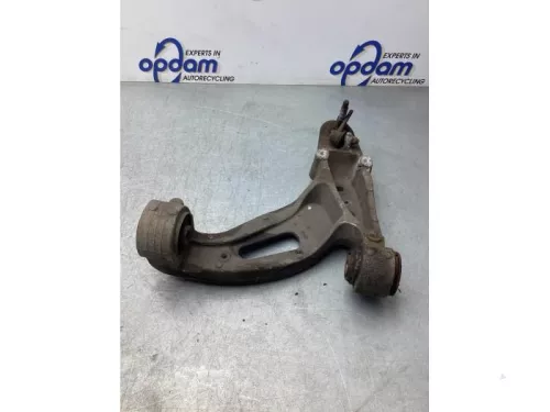 Draagarm onder rechts-voor-7736966