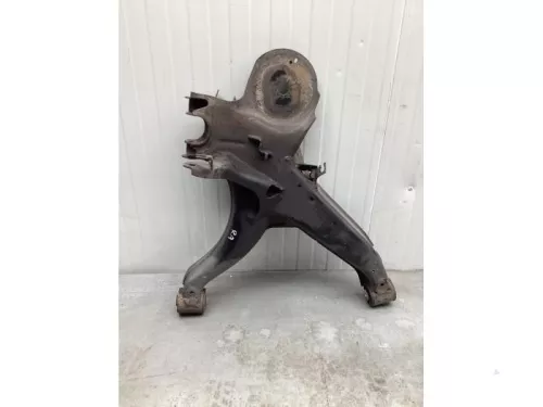 Draagarm rechts-achter-8139105