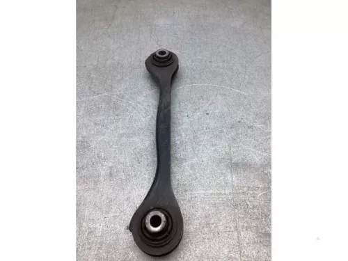 Draagarm rechts-achter-8230416