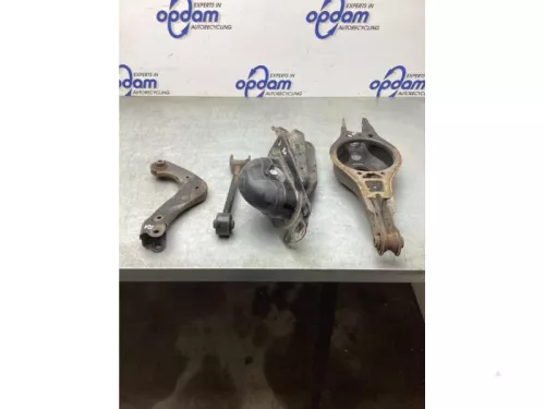 Draagarm rechts-achter-8024932