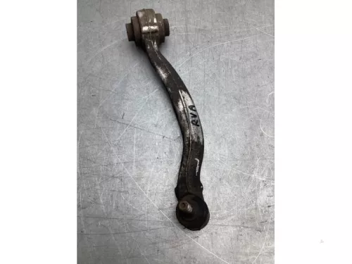 Draagarm rechts-voor-8179806