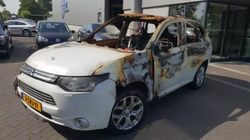 Fusee links-voor-7713379