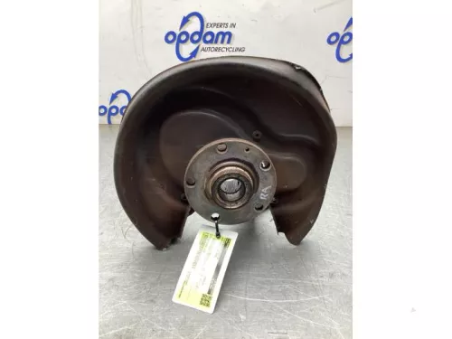 Fusee rechts-achter-8310598