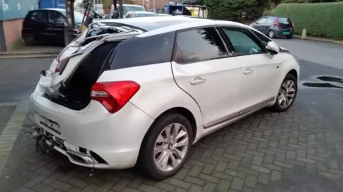 Fusee rechts-achter-7862517