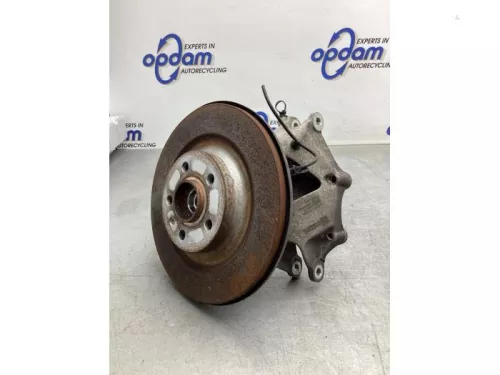 Fusee rechts-achter-8201153