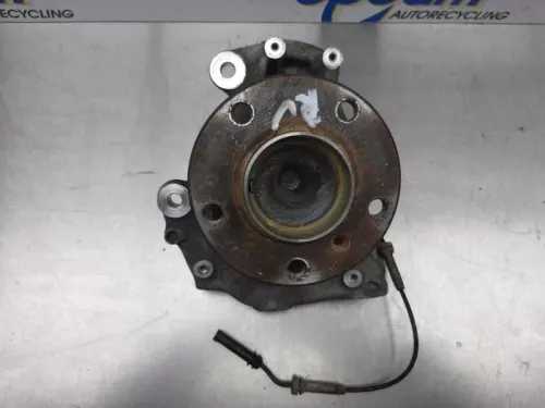 Fusee rechts-voor-7844023