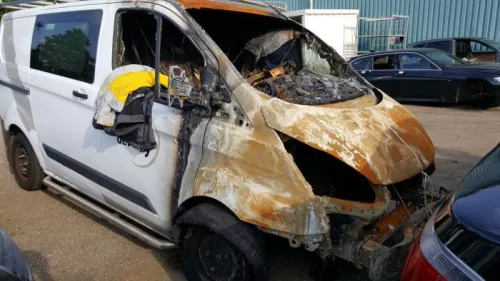 Fusee rechts-voor-7738567