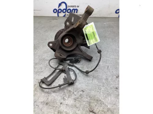 Fusee rechts-voor-8205783