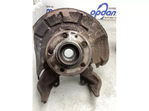 Fusee rechts-voor-8245318