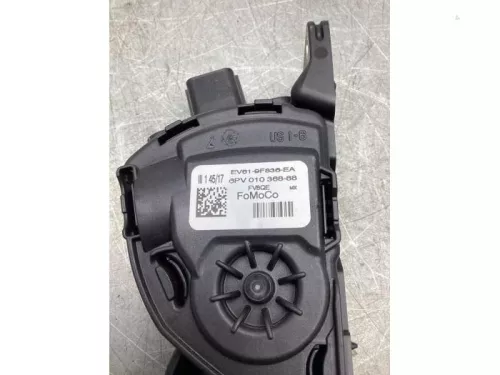 Gaspedaalpositie Sensor-7993450 (20558297)
