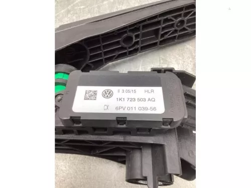 Gaspedaalpositie Sensor-8074515 (19735565)